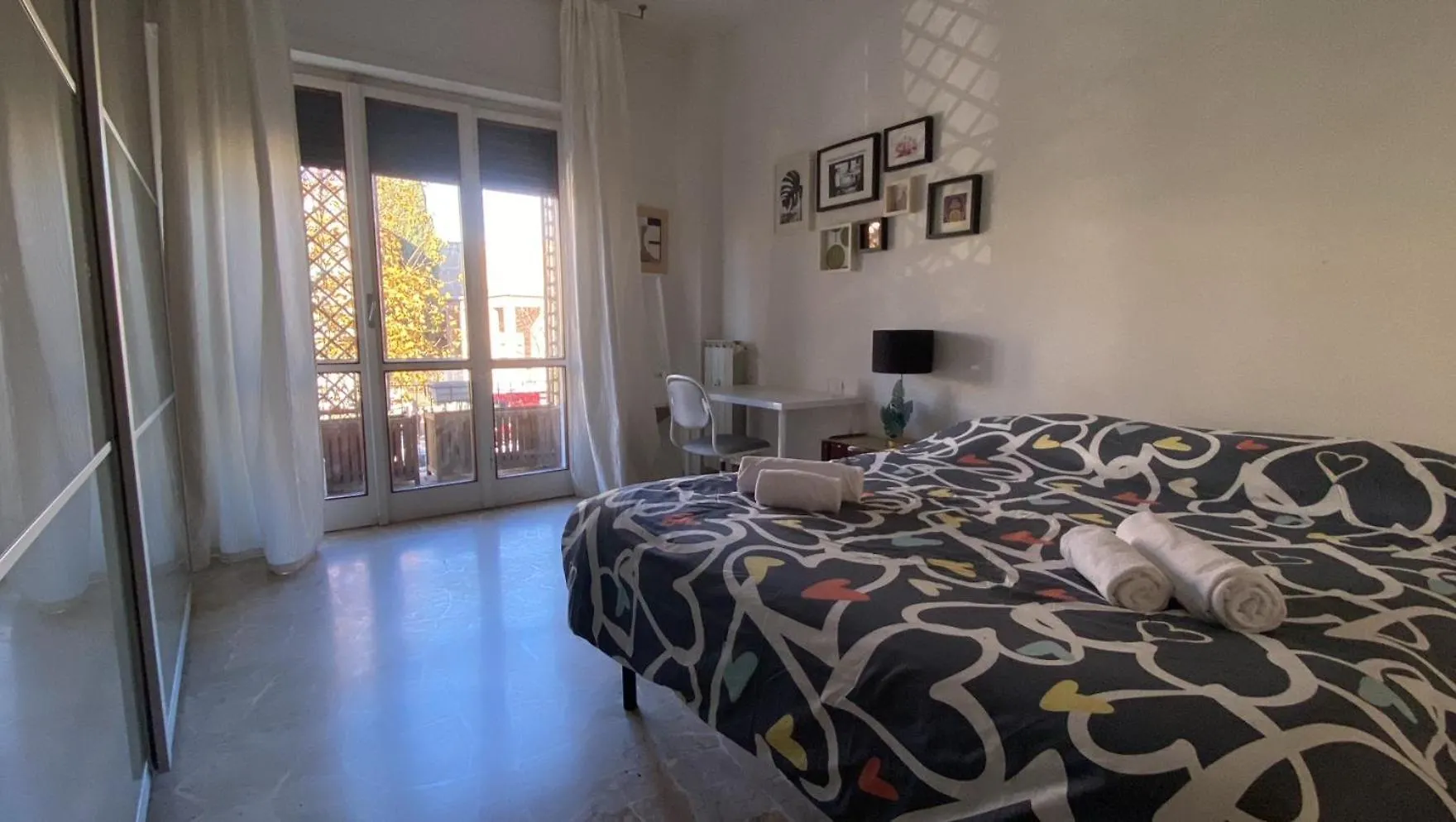 Cascine Park Florence Apartament Hotel 0*,